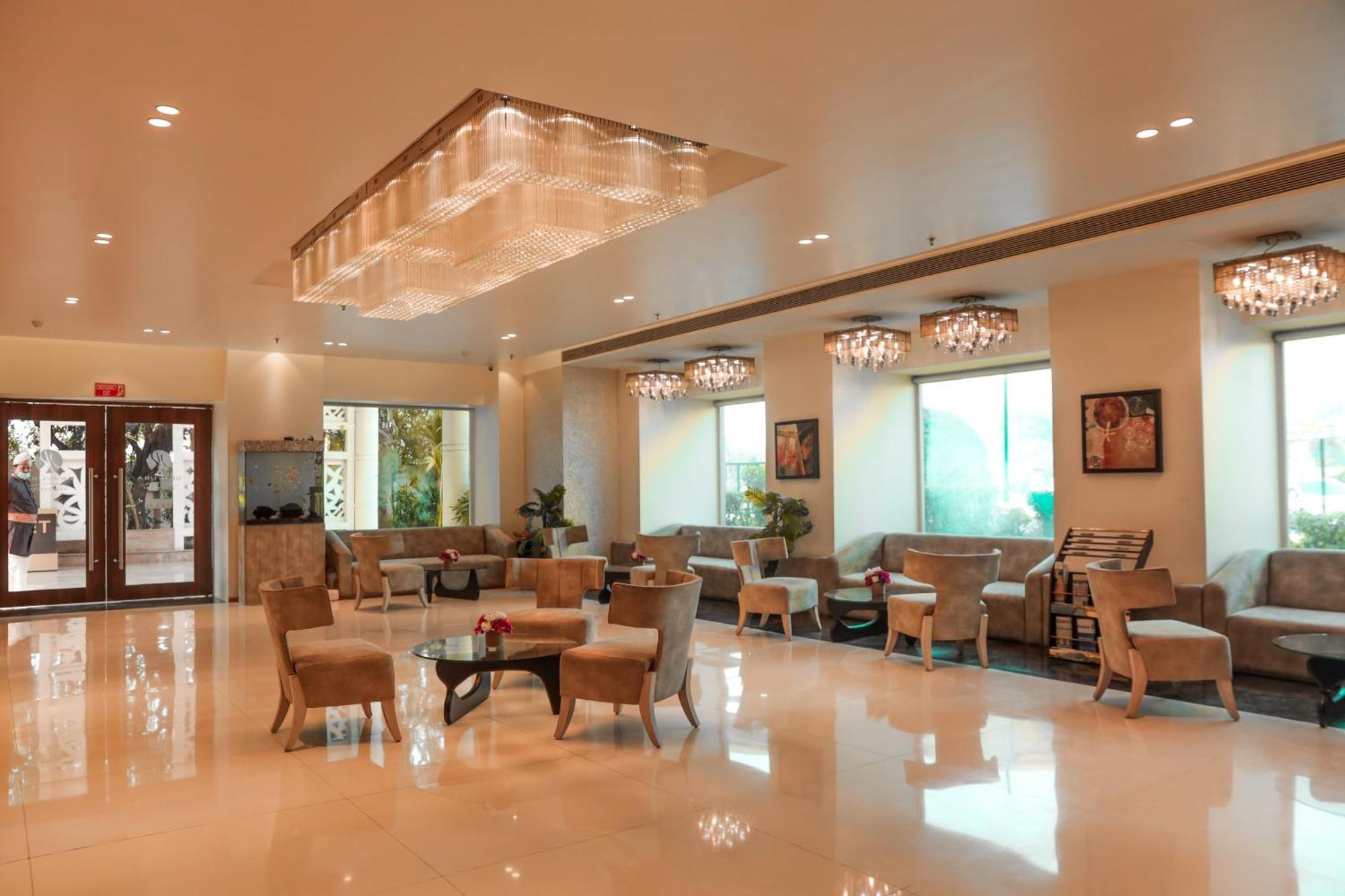 Bravura Gold Resort Meerut Exterior foto
